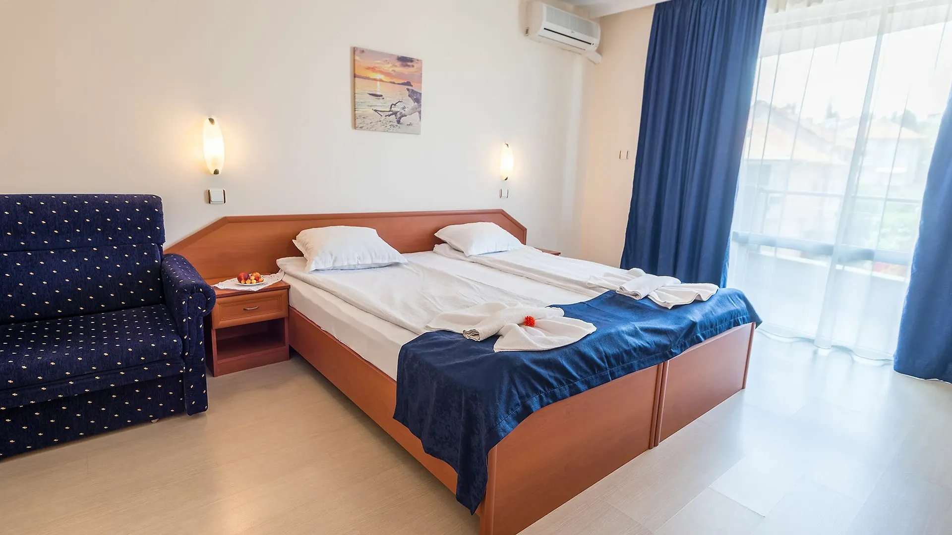 Amon Ra Family Hotel Созополь